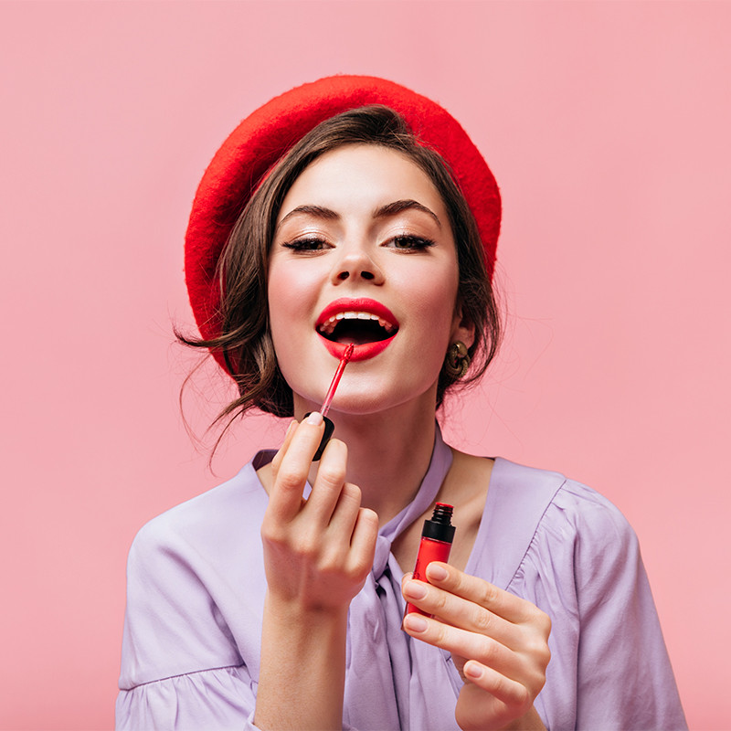 HOW TO SELECT YOUR IDEAL LIP SHADES