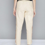 Women Off White Boyfriend Fit Stretchable Jeans